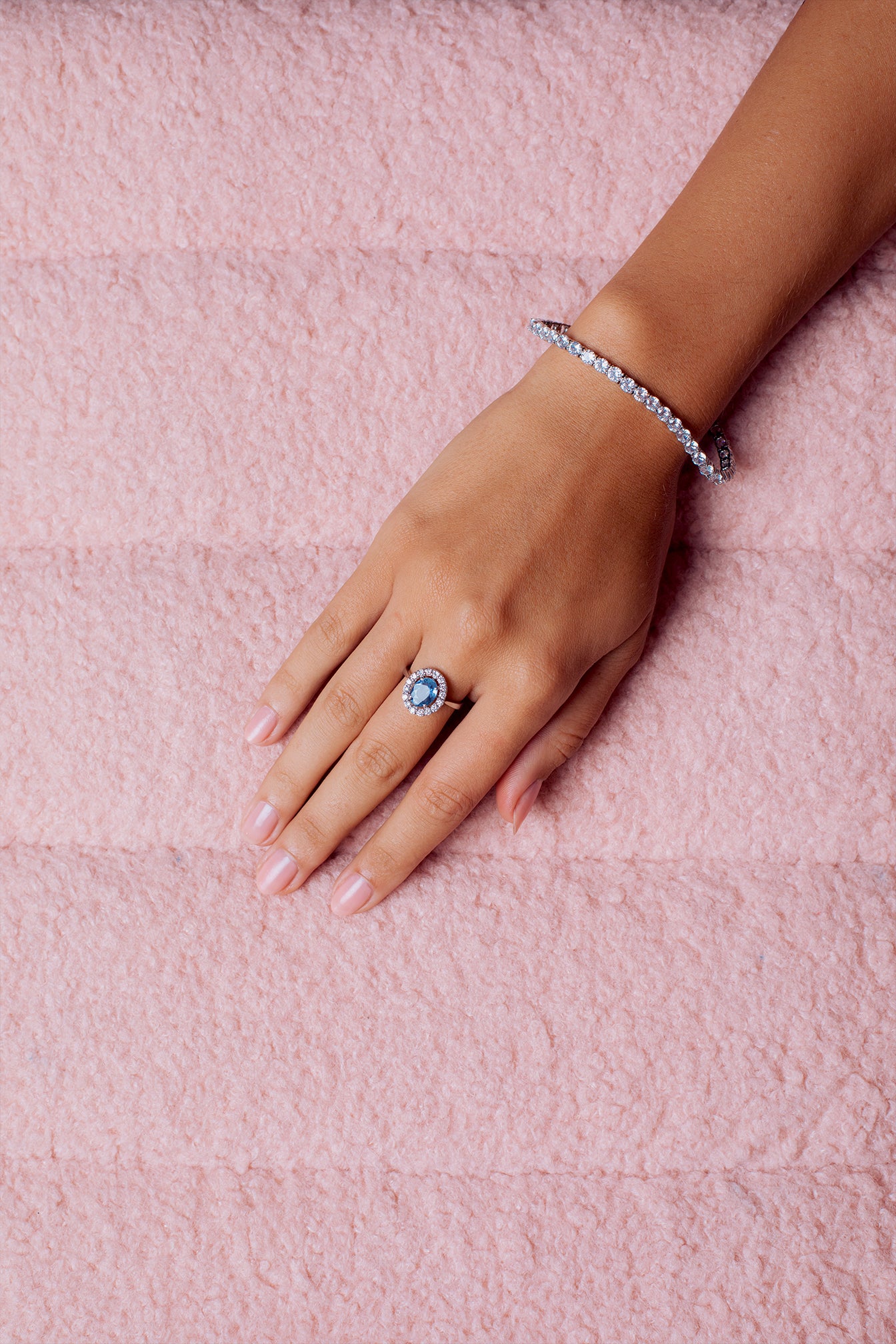 Cluster Diamond Oval Cut Blue Sapphire Ring