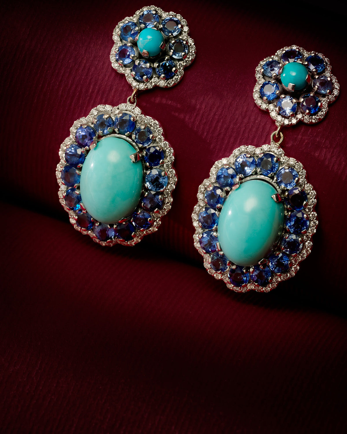 Marigold Blue Earrings in 18K white gold, set with blue sapphire and turquoise and diamond