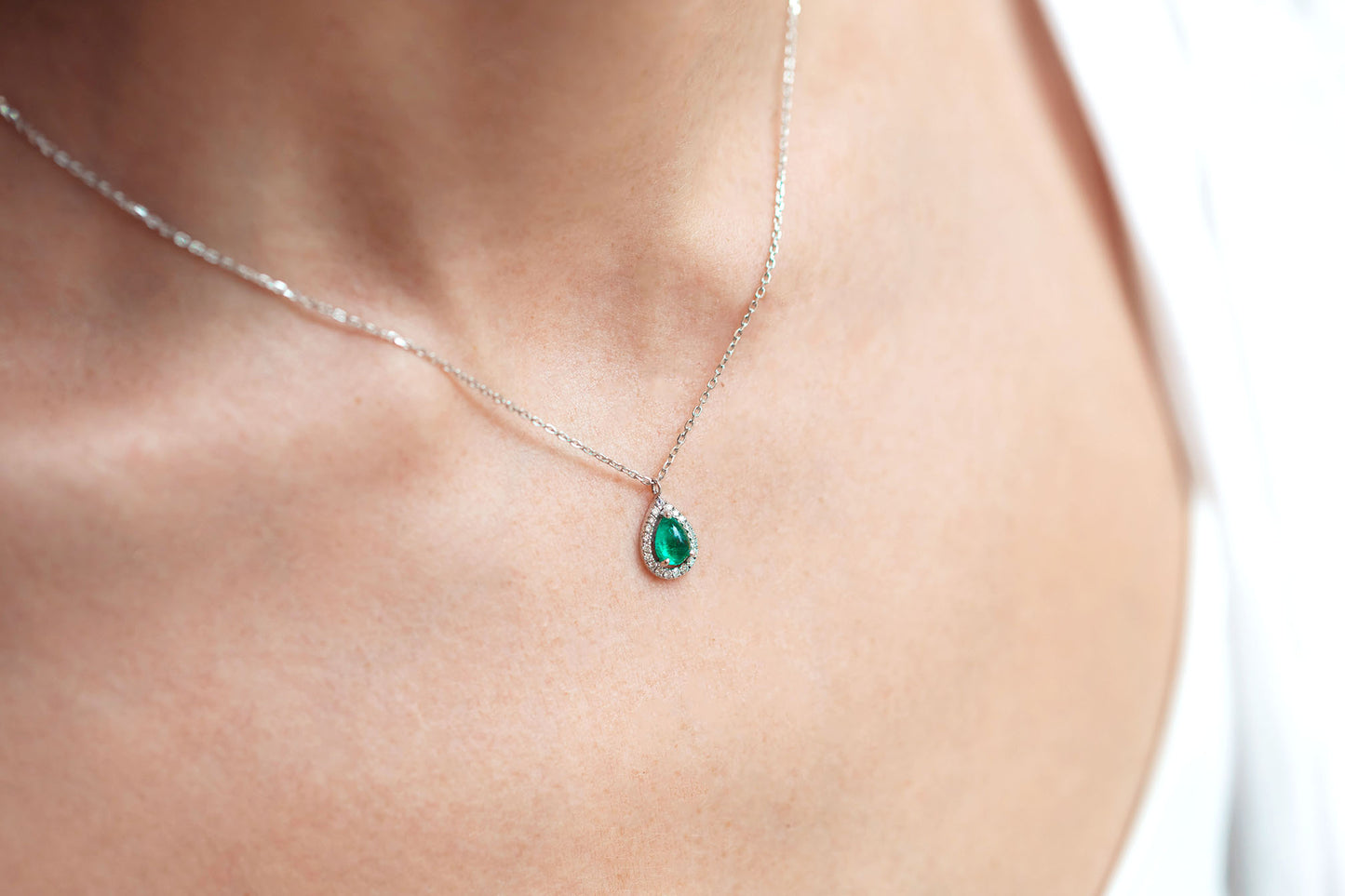 Pear Emerald and Daimond Halo Necklace