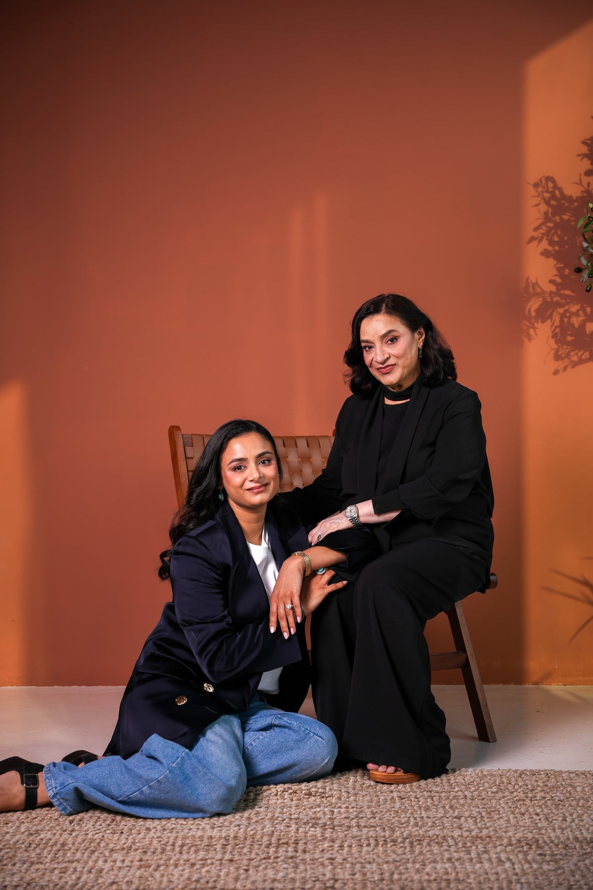 Anah Shaikh, with her mother